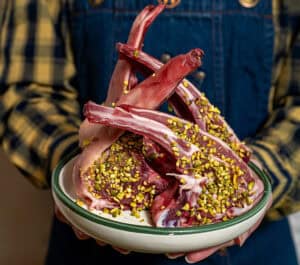 lamb chops with pistachios