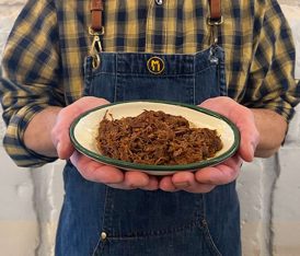 pulled beef_in hand